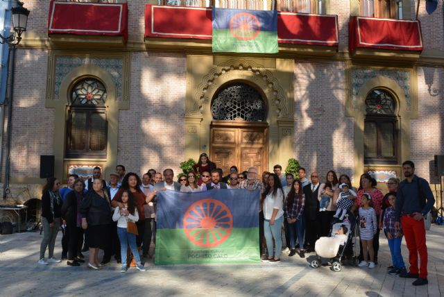 Águilas se suma a la conmemoración del Día Internacional del Pueblo Gitano - 1, Foto 1