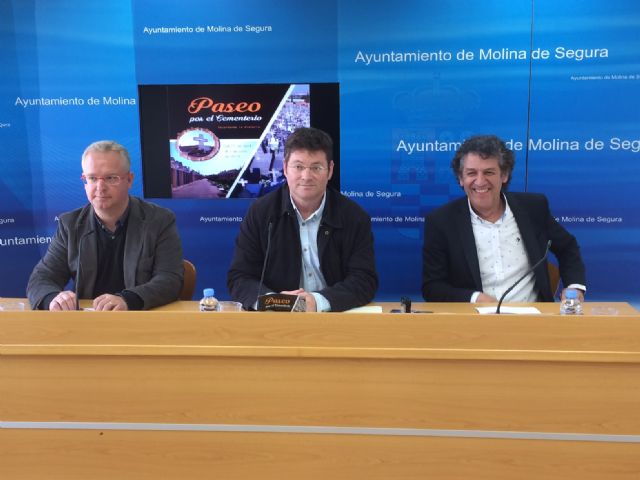 El Ayuntamiento de Molina de Segura organiza la actividad Paseo por el Cementerio - 1, Foto 1