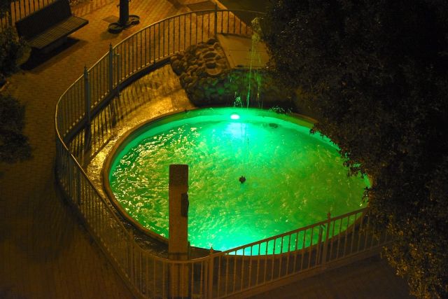 Torre Pacheco se ilumina de verde en agradecimiento a los equipos sanitarios - 4, Foto 4