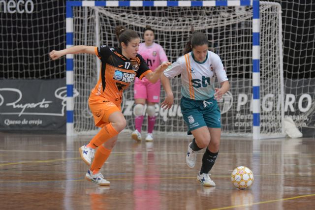 El STV Roldán sucumbe ante la pegada del líder - 1, Foto 1