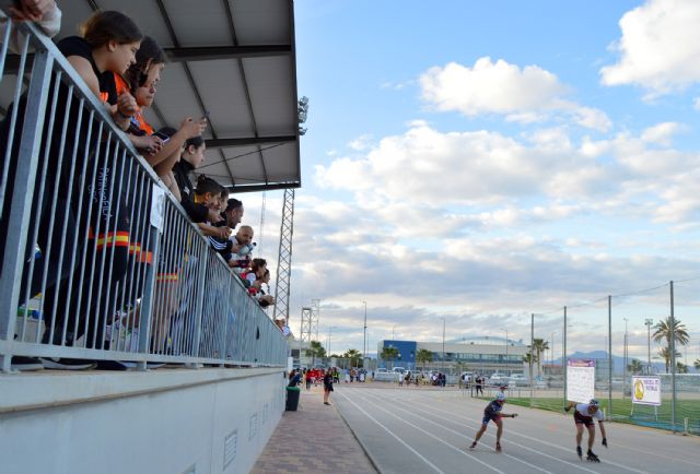 El Roller Queen triunfa en el campeonato regional de patinaje de velocidad con 14 medallas - 3, Foto 3