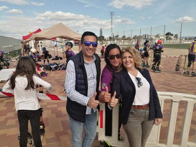 El PP sobre ruedas apoyando la labor y participación del club local Roller Queen - 1, Foto 1