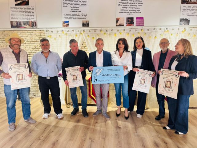 La Casa del Artesano de Lorca dedica abril a los 'Tocados y Complementos Artesanos' dentro de la iniciativa 12 meses, 12 oficios - 2, Foto 2