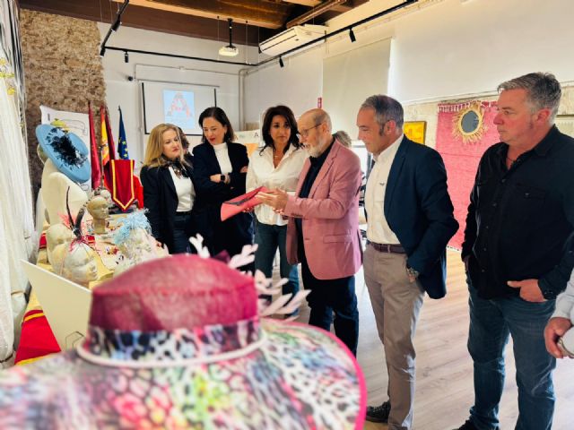 La Casa del Artesano de Lorca dedica abril a los 'Tocados y Complementos Artesanos' dentro de la iniciativa 12 meses, 12 oficios - 3, Foto 3