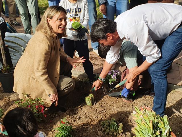 Molina de Segura estrena El Jardín de la Diversidad, un espacio que celebra la pluralidad social - 3, Foto 3