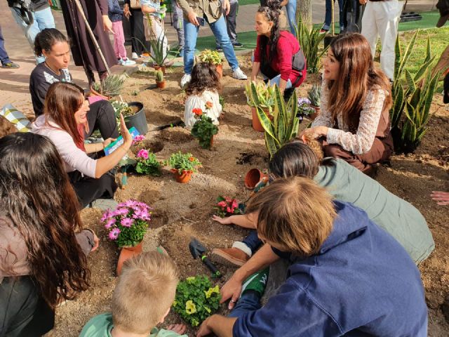 Molina de Segura estrena El Jardín de la Diversidad, un espacio que celebra la pluralidad social - 4, Foto 4