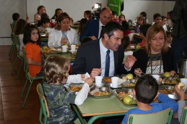 Educación presenta en Alcantarilla, en el Colegio Jacinto Benavente, el Plan de Calidad de Comedores Escolares - 1, Foto 1