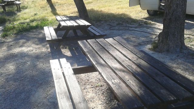 La Concejalía de Servicios ha llevado a cabo diferentes arreglos en la carretera, en el aparcamiento de El Roalico y en la zona recreativa de Santa Ana La Vieja - 1, Foto 1