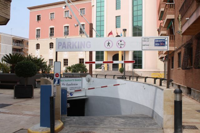 Dos horas de aparcamiento gratuito para las personas que se acerquen a disfrutar del comercio de Los Alcázares - 1, Foto 1