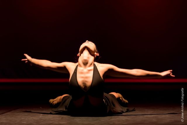 La danza clasica, española y contemporanea se daran cita este viernes en el Luzzy - 1, Foto 1