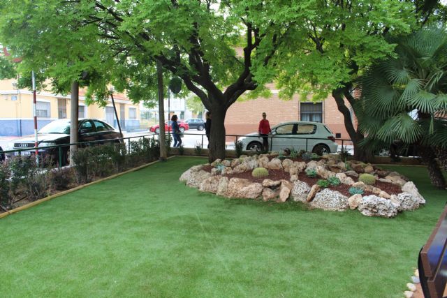 Finalizan las obras de remodelación de la plaza Manuel Azaña - 2, Foto 2