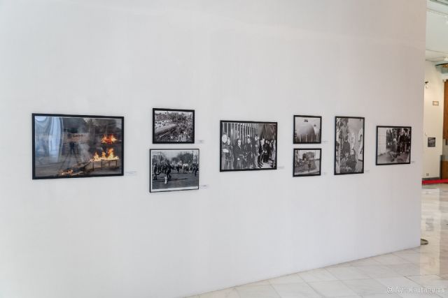 ´La Mirada Ubicua´ de José Albaladejo repasa los acontecimientos de los últimos 30 años en Cartagena - 1, Foto 1