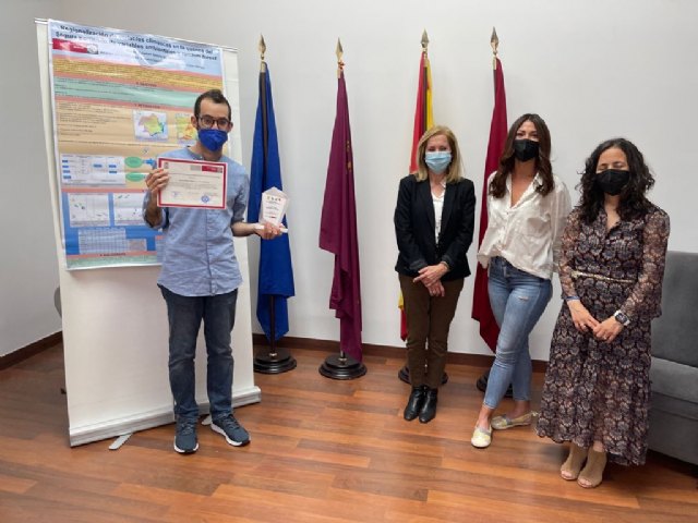 Premio a Cristian Izquierdo Miñano en las Jornadas de Divulgación Científica - 1, Foto 1