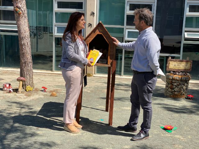 Bibliocasa del Bosque Encantado de la Biblioteca de TorrePacheco - 1, Foto 1