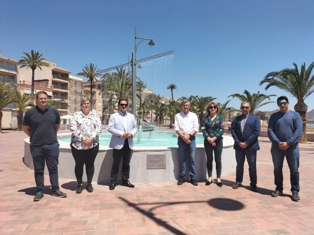 Inaugurada la nueva fuente del paseo marítimo de Puerto de Mazarrón - 1, Foto 1
