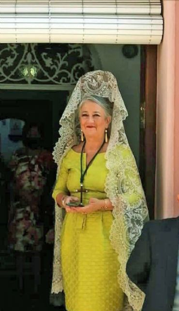 María José Alfaro dará el paso de la lectura de la XXV Edición de la Exaltación de la Santa Cruz en Alcalá del Río´ - 1, Foto 1