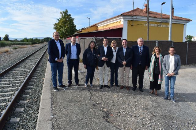 El alcalde Pedro José Noguera reclama un tren de cercanías que conecte Las Torres de Cotillas con Murcia - 3, Foto 3