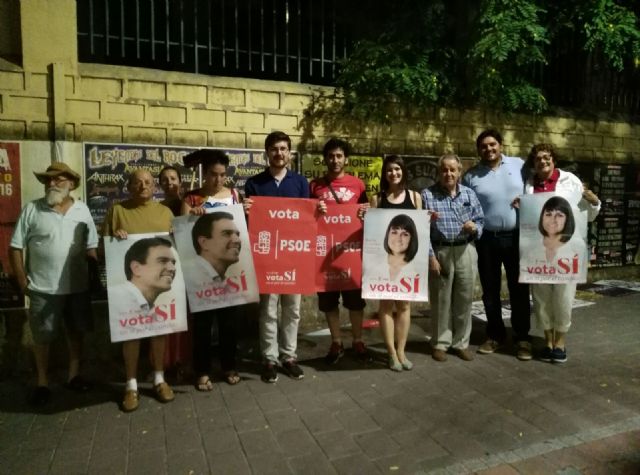 El PSOE denuncia que Archena inicia la campaña del 26j sin pegada - 2, Foto 2