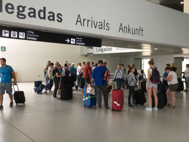 Un nueva operativa con Polonia generará 7.000 pernoctaciones en la Costa Cálida - 2, Foto 2