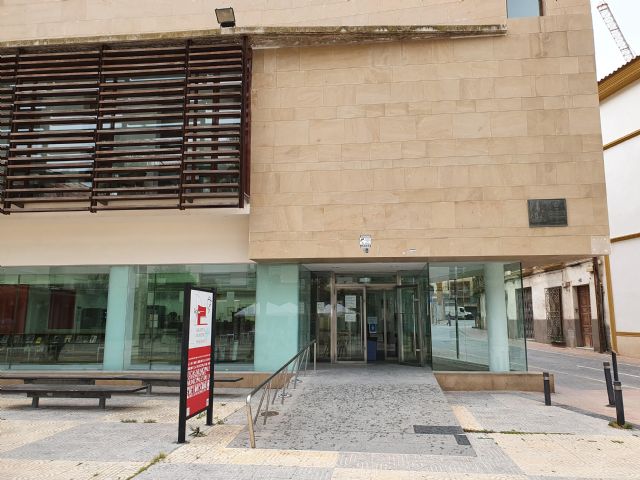La Biblioteca municipal ´Pilar Barnés´ de Lorca suma a su amplia oferta de servicios un Club virtual de lectura - 1, Foto 1