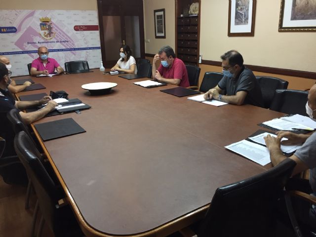 El próximo martes se incorporan al mercado semanal los puestos de cosmética, higiene y utensilios de cocina - 1, Foto 1