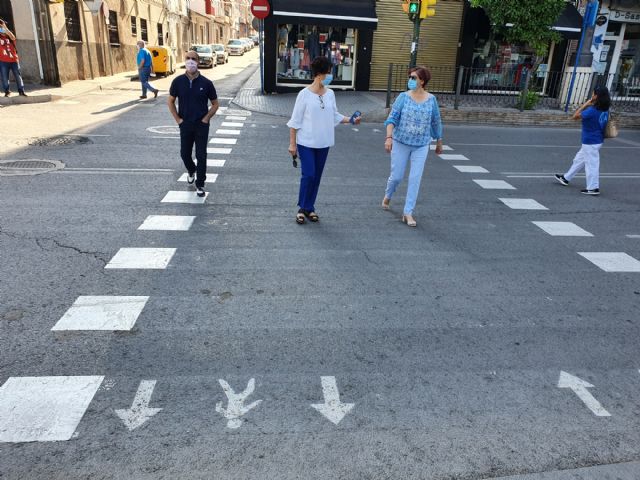 Molina de Segura adapta los pasos de peatones a la actual situación de la pandemia COVID-19 - 1, Foto 1