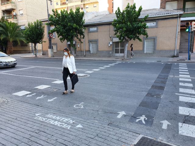Molina de Segura adapta los pasos de peatones a la actual situación de la pandemia COVID-19 - 3, Foto 3