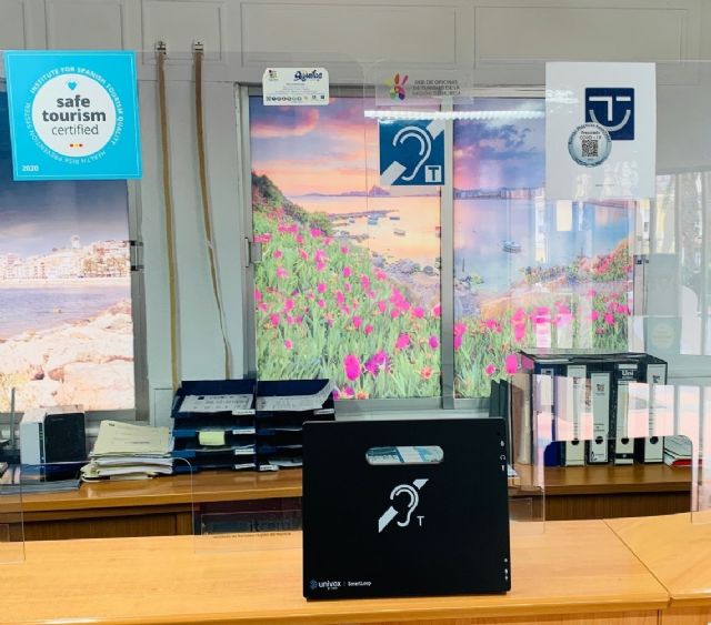 La Oficina de Turismo instala un sistema para personas con discapacidad auditiva - 1, Foto 1