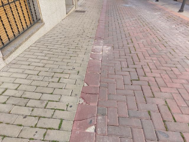 IU VERDES demanda actuaciones urgentes en las zonas deterioradas de las calles con adoquines - 5, Foto 5