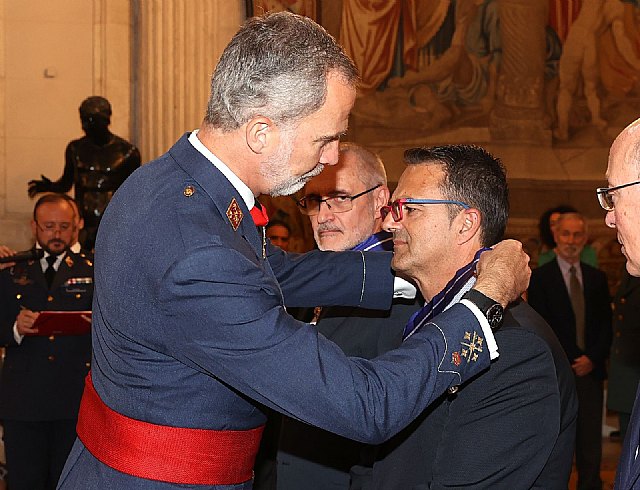 Juan Carrión, presidente de FEDER y su Fundación, ha recibido la Condecoración de Encomienda al Mérito Civil
