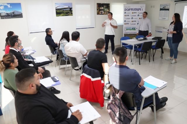 Disfrimur y Cáritas ofrecen, tres años ofreciendo oportunidades en la Escuela de Conductores - 1, Foto 1