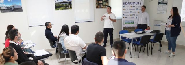 Disfrimur y Cáritas ofrecen, tres años ofreciendo oportunidades en la Escuela de Conductores - 3, Foto 3
