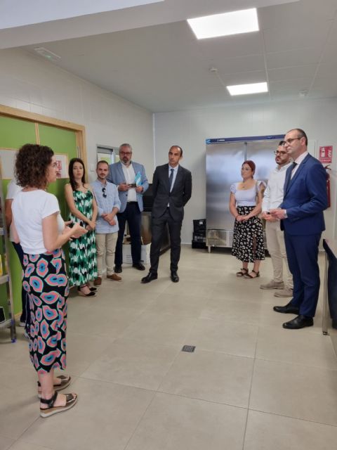 Visita del Consejero de Educación al colegio Artero y al IES Los Cantos de Bullas - 1, Foto 1