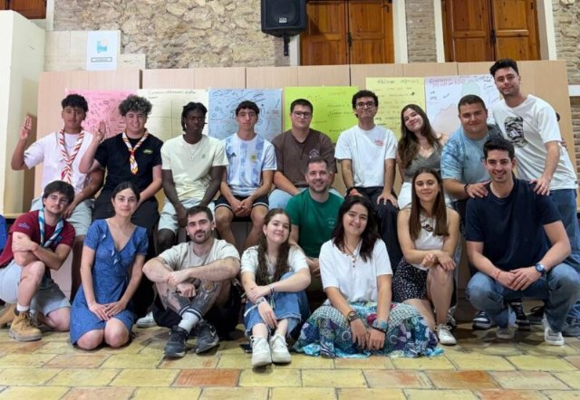 Mula reúne a jóvenes de distintos municipios de la Región para impulsar nuevas redes de participación juvenil Mula reúne a jóvenes de distintos municipios de la Región para impulsar nuevas redes de participación juvenil