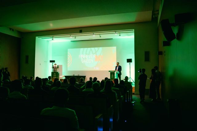 El Real Betis abrirá a la participación ciudadana la creación de su próxima camiseta especial del partido Forever Green - 4, Foto 4