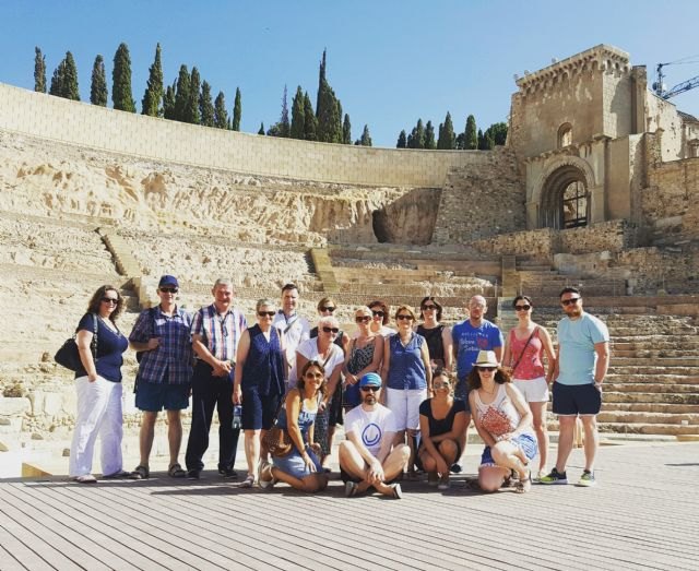 La Comunidad trabaja para atraer escolares irlandeses a la Costa Cálida y convertirlos en futuros turistas - 2, Foto 2