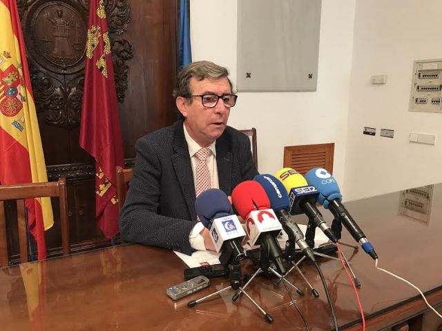 La Concejalía de Educación invierte 340.000 euros en más de 650 actuaciones de mantenimiento en los centros escolares del municipio durante el curso 2016/2017 - 1, Foto 1