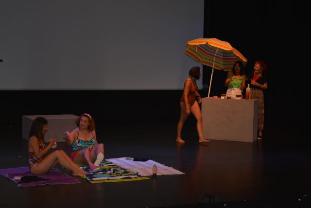 TeyDe pone al público en pie con su musical Cuando salga la luna - 2, Foto 2