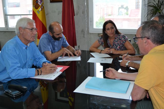 El edil de Educación vuelve a solicitar a la Consejería mejoras para los colegios Mediterráneo y Nuestra Señora de los Dolores - 1, Foto 1