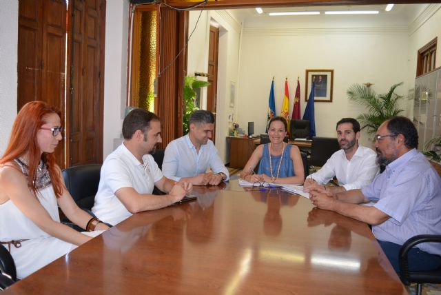 Águilas comenzará en septiembre la transformación de sus luminarias, reduciendo así 1.807 toneladas de emisiones de gases invernadero - 1, Foto 1