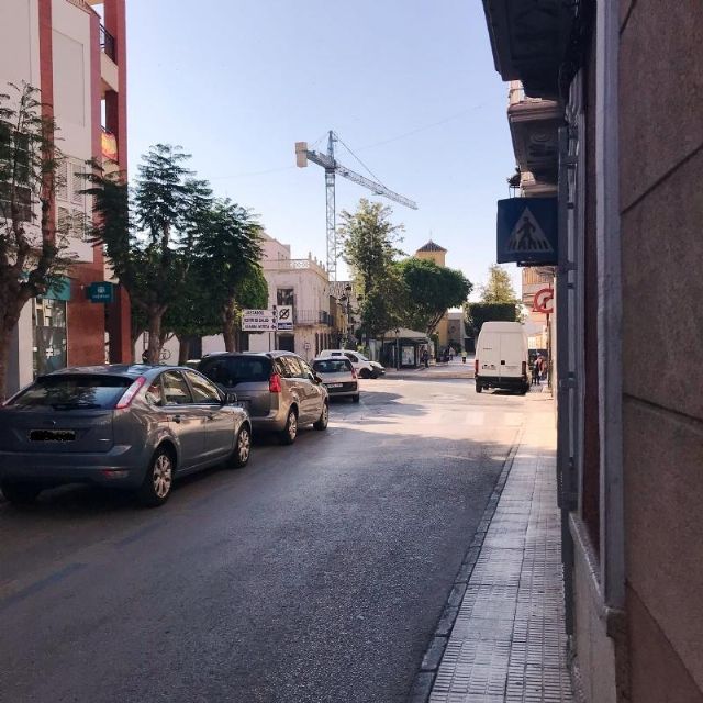 Shortly they are going to begin the works of conditioning of the sidewalks in Juan XXIII street to boost this commercial space of the urban area, Foto 3