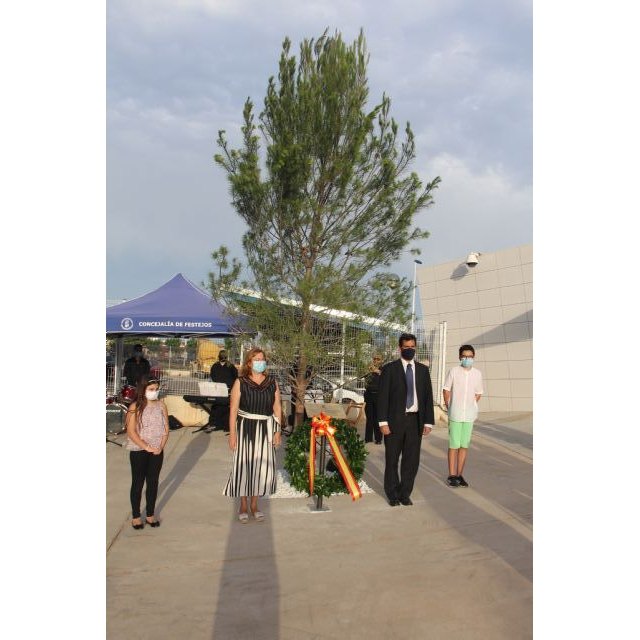 San Pedro del Pinatar homenajea a las víctimas del coronavirus y a las personas y colectivos que han trabajado durante la pandemia - 3, Foto 3