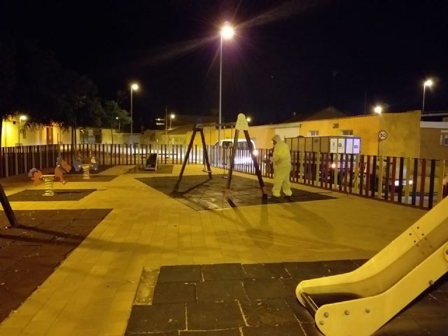 STV Gestión desinfecta todas las zonas infantiles y áreas recreativas de los parques de Torre Pacheco - 1, Foto 1