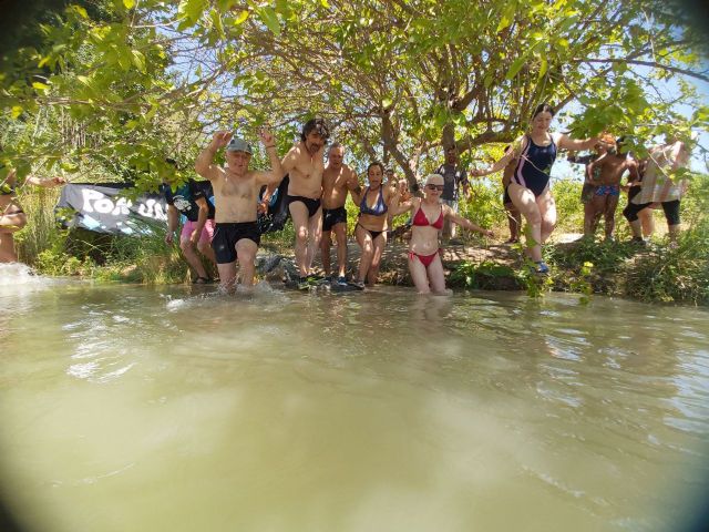Ecologistas en Acción celebra el Big Jump 2022 en aguas del Segura, a su paso por Cieza - 3, Foto 3