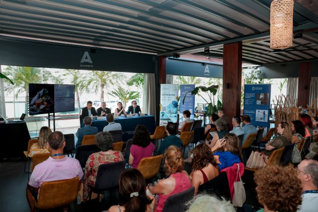 Expertos reclaman un cambio de conciencia frente al despilfarro de alimentos en una jornada de la UCAM - 1, Foto 1