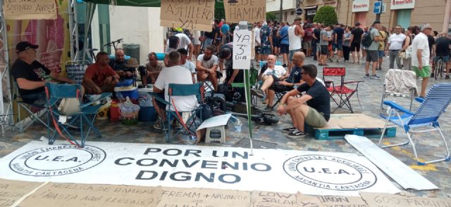 Delegados de CSIF inician una huelga de hambre para alcanzar un convenio digno en el conflicto del Metal en Cartagena: sin plus ni subrogación no hay acuerdo - 2, Foto 2
