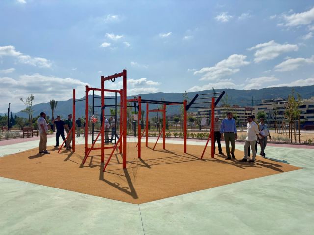 Santo Ángel estrena un nuevo jardín con más de 160 árboles y zona de entrenamiento deportivo y de recreo - 2, Foto 2