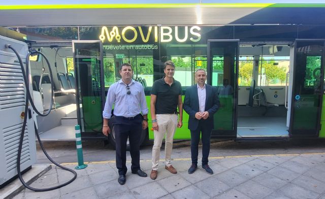 Fomento finaliza la instalación en Molina de Segura de los primeros puntos de recarga para la nueva flota de autobuses cien por cien eléctricos - 2, Foto 2