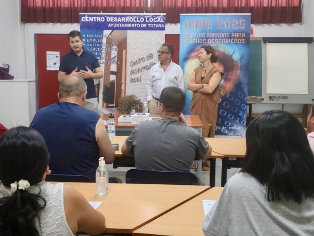 Trece alumnos participan en una nueva edición del Programa MIDE 2025, Foto 2