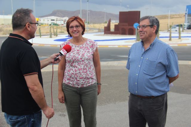 Reformada la rotonda de entrada a Jumilla por Yecla - 2, Foto 2